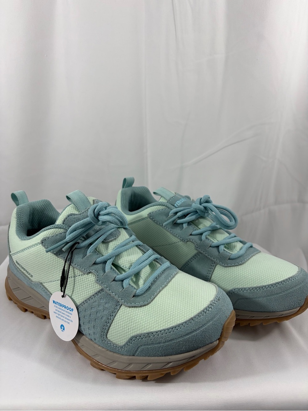 NWT Northside Women’s Size 8.5 Glacier Blue Waterproof Trail Sneakers